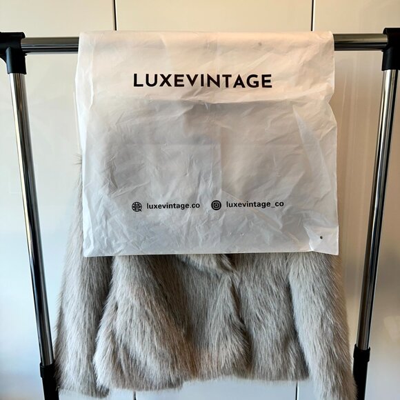 NWT - Luxevintage VIRAL Ferryhill Faux Fur Coat - Size Small - Picture 6 of 8